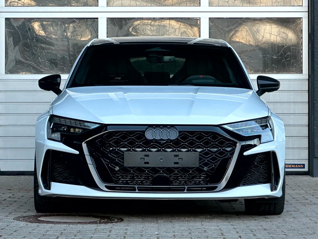 Audi RS3 2025