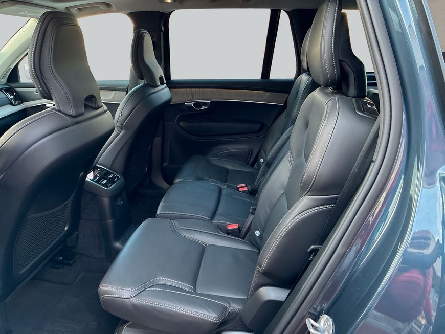 Volvo XC90 2025