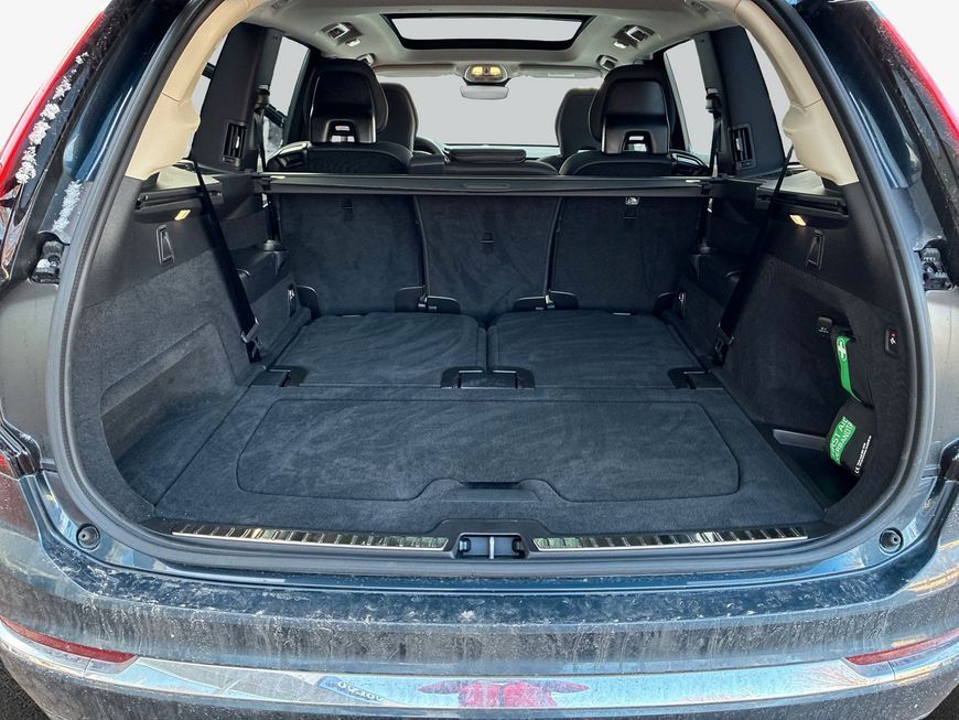 Volvo XC90 2025