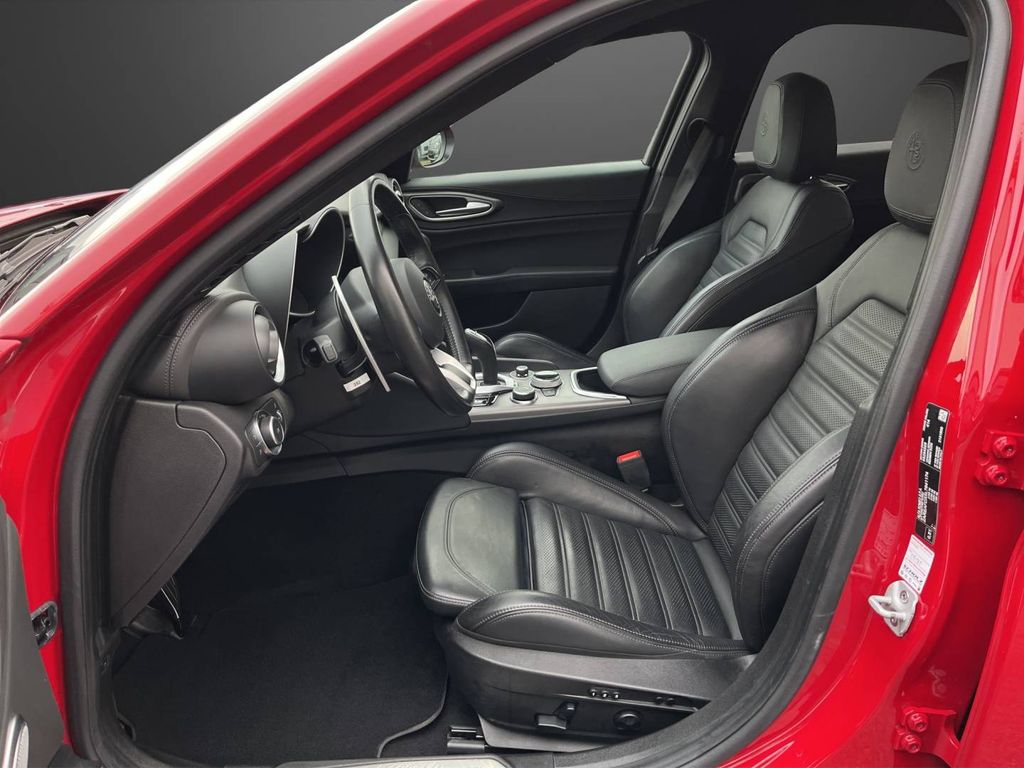 Alfa Romeo Giulia 2021