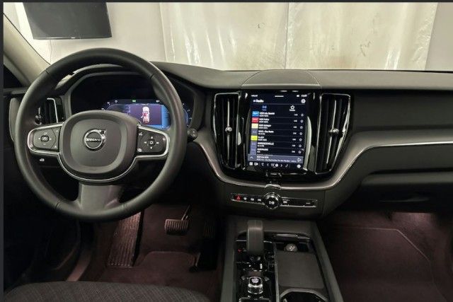 Volvo XC60 2022