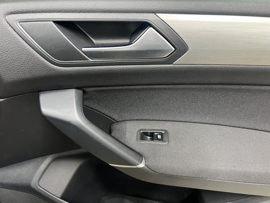 Volkswagen Touran 2021