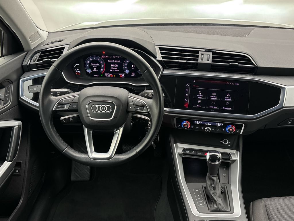 Audi Q3 2021