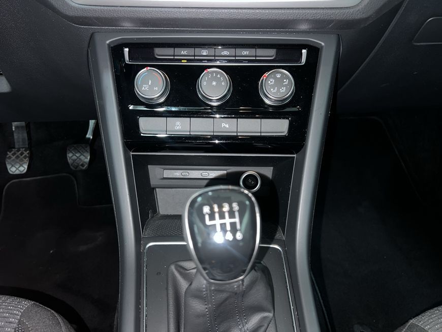 Volkswagen Touran 2021