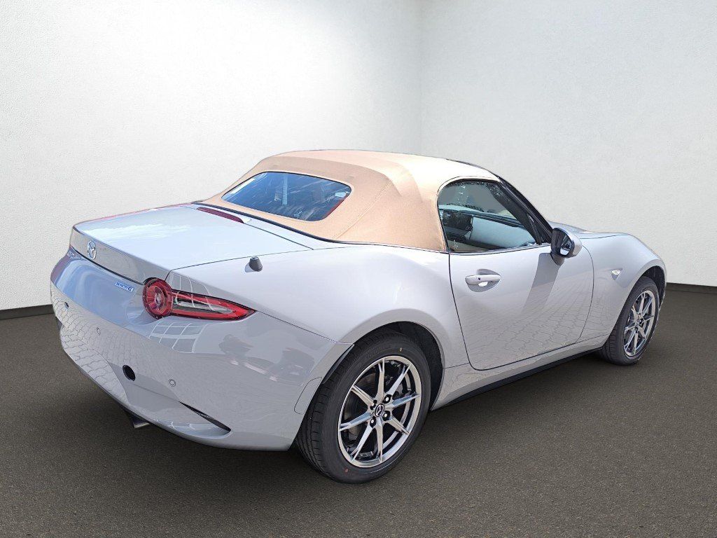 Mazda MX-5 2025