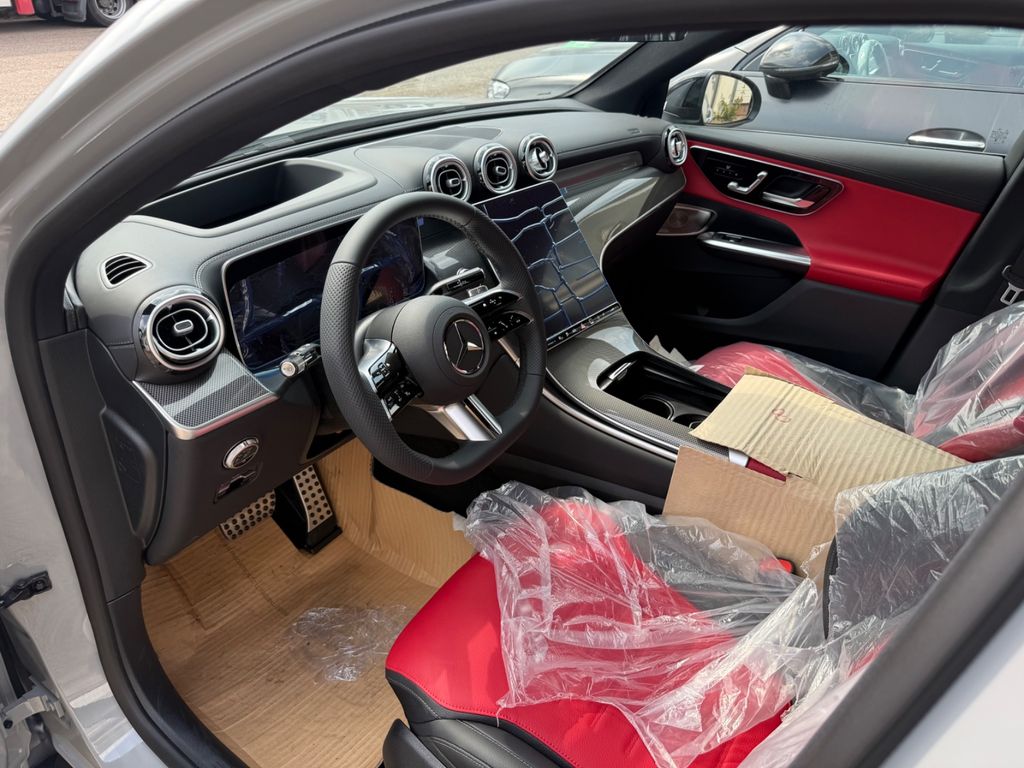 Mercedes-Benz GLC 300 2026