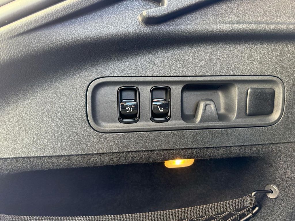 Mercedes-Benz GLC 300 2026