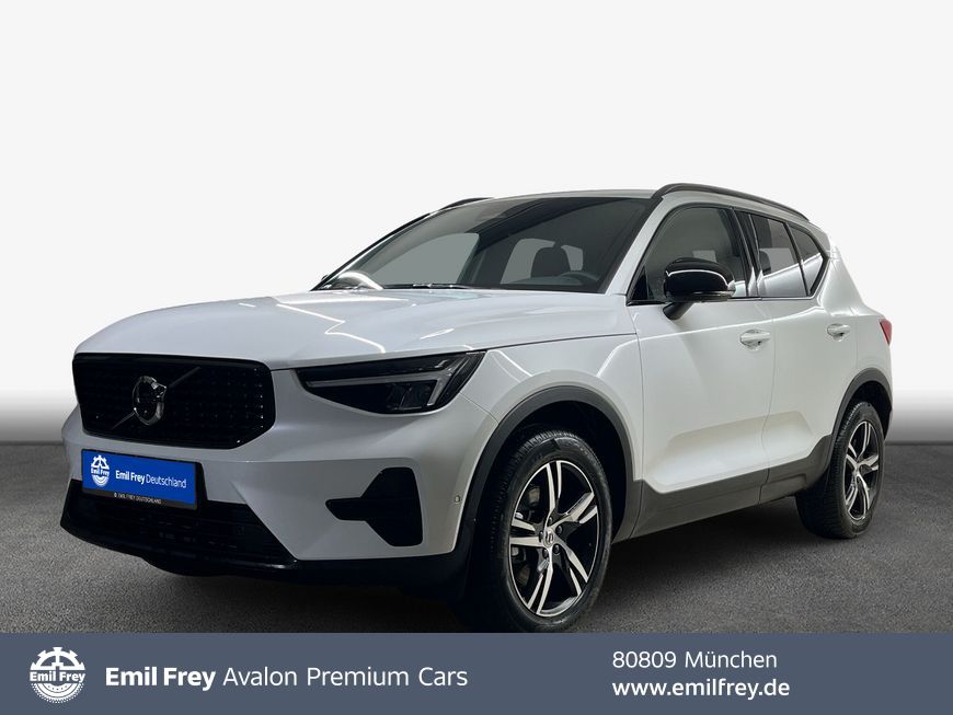 Volvo XC40 2025