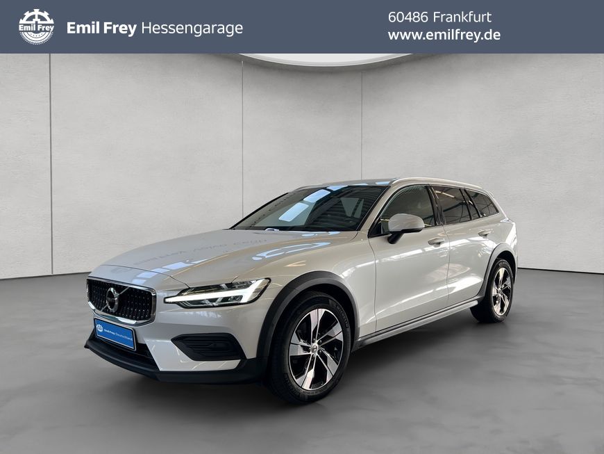 Volvo V60 Cross Country 2021