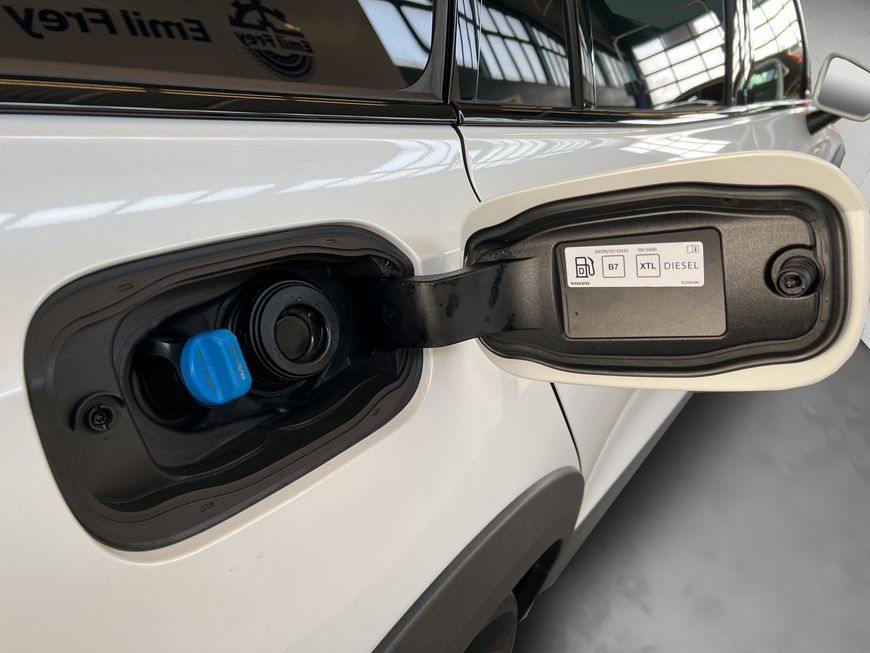 Volvo V60 Cross Country 2021