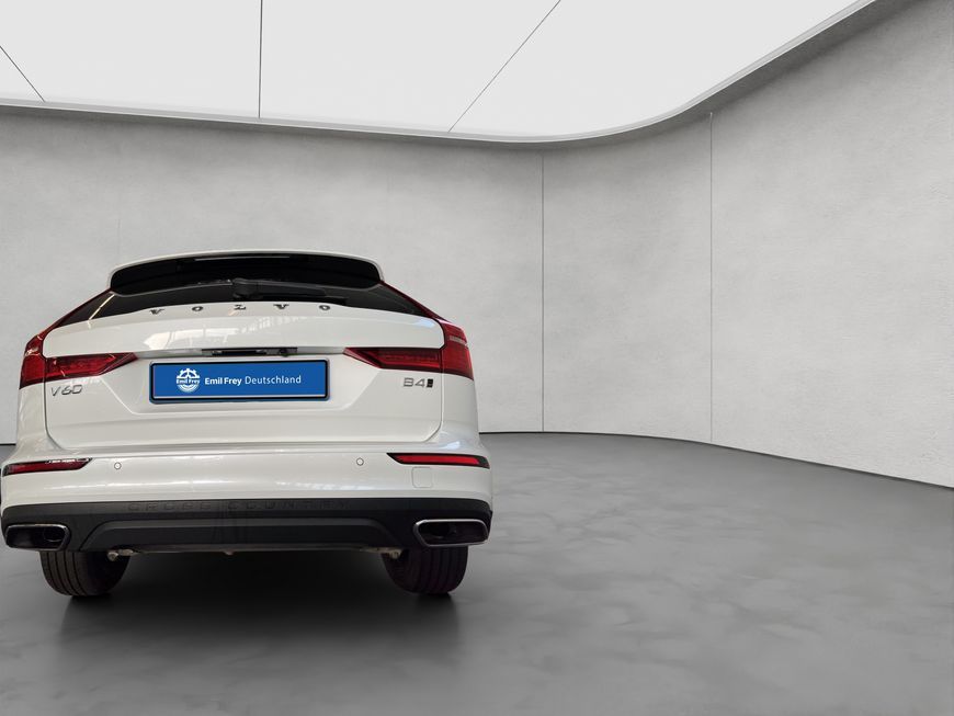 Volvo V60 Cross Country 2021