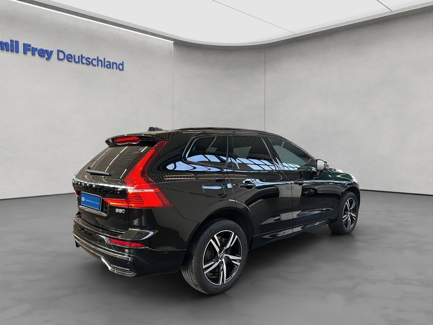 Volvo XC60 2022