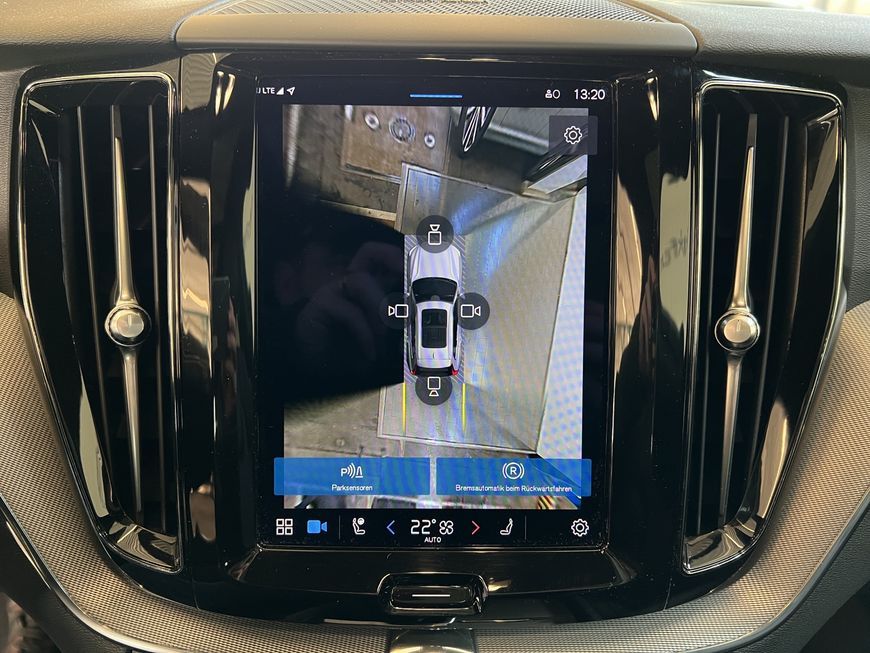 Volvo XC60 2022