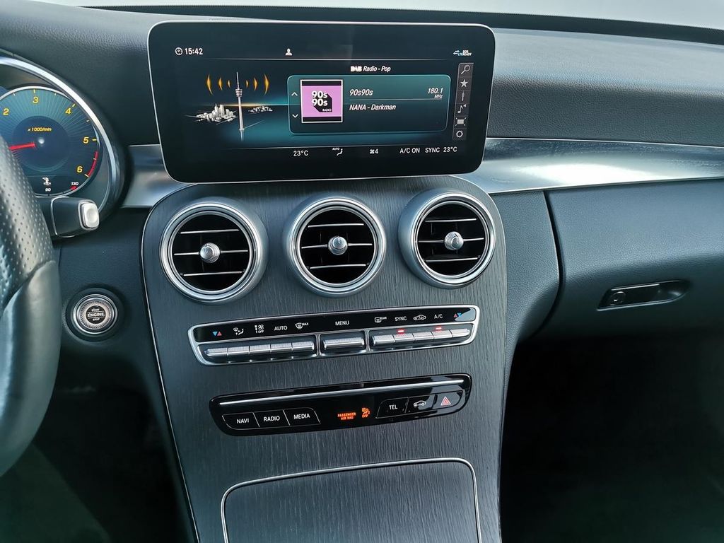 Mercedes-Benz C 300 2021