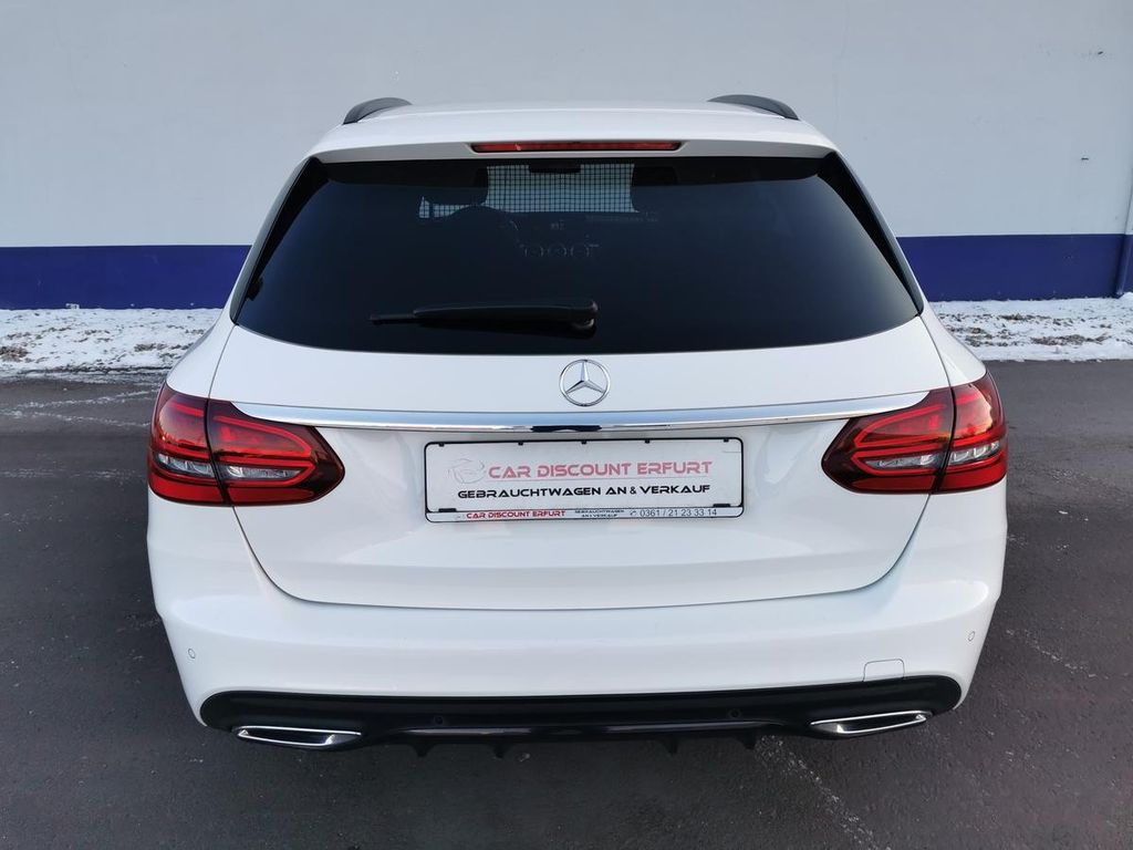 Mercedes-Benz C 300 2021