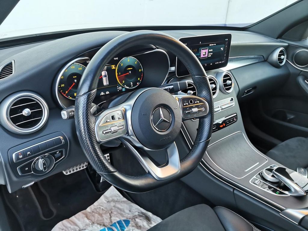 Mercedes-Benz C 300 2021