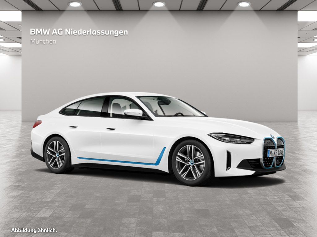 BMW i4 2023
