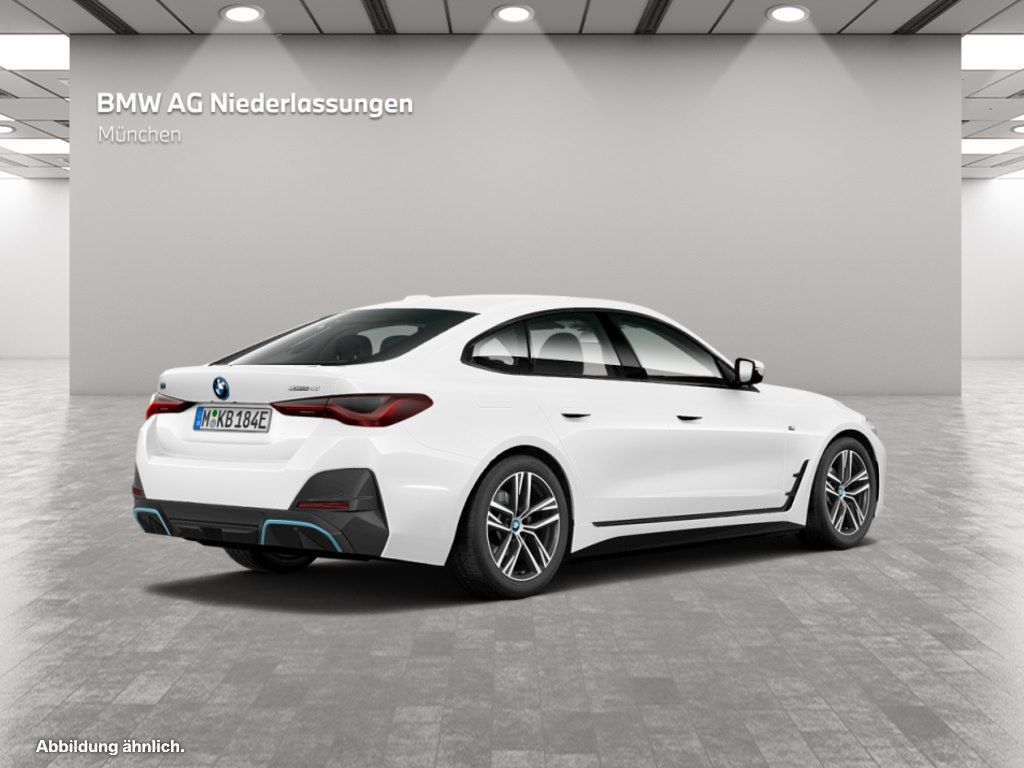 BMW i4 2023