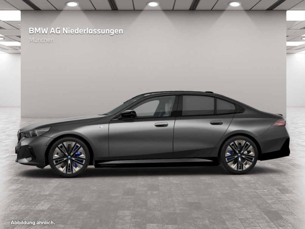 BMW i5 2024