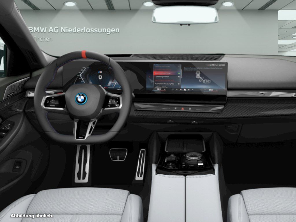 BMW i5 2024