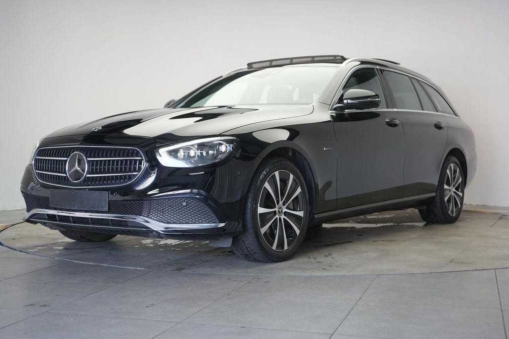 Mercedes-Benz E 300 2021