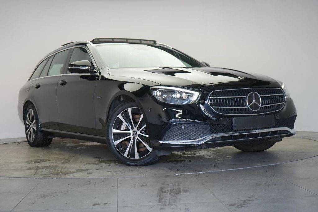 Mercedes-Benz E 300 2021