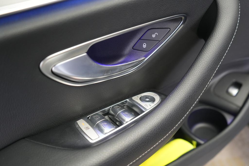 Mercedes-Benz E 300 2021