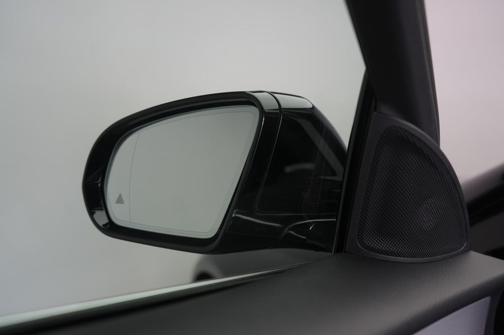 Mercedes-Benz E 300 2021