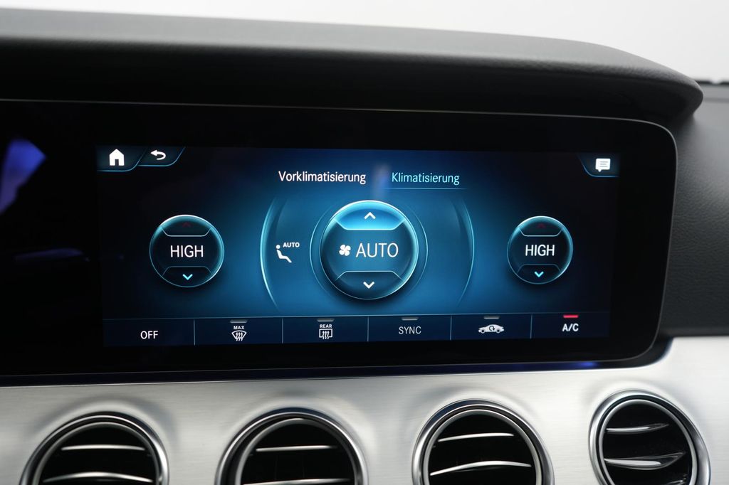 Mercedes-Benz E 300 2021