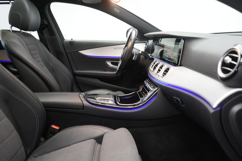 Mercedes-Benz E 300 2021