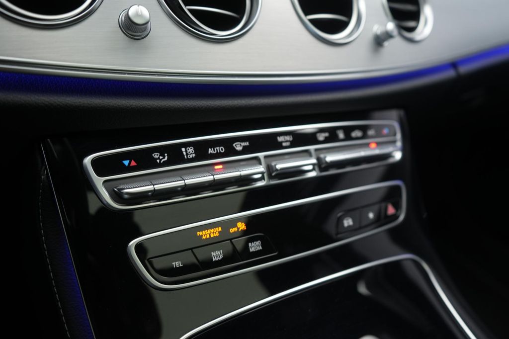 Mercedes-Benz E 300 2021