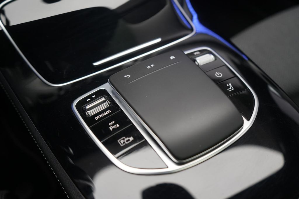 Mercedes-Benz E 300 2021