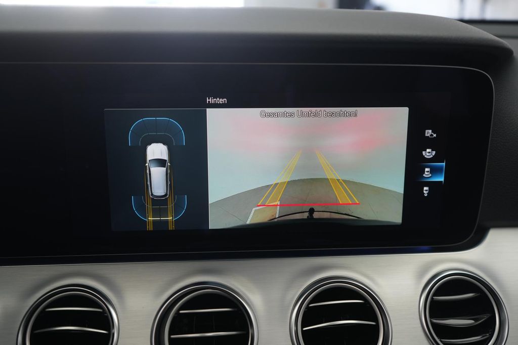 Mercedes-Benz E 300 2021