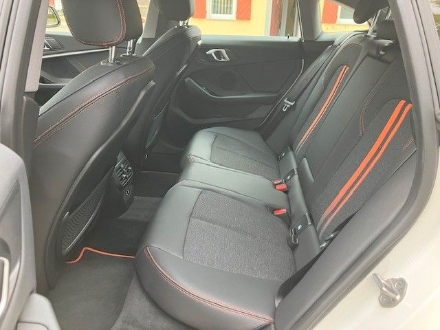 BMW 218 Gran Coupé 2024