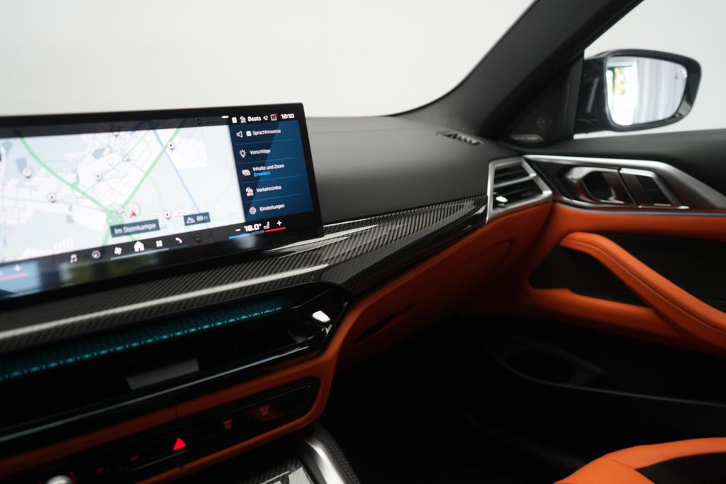 BMW M4 2025