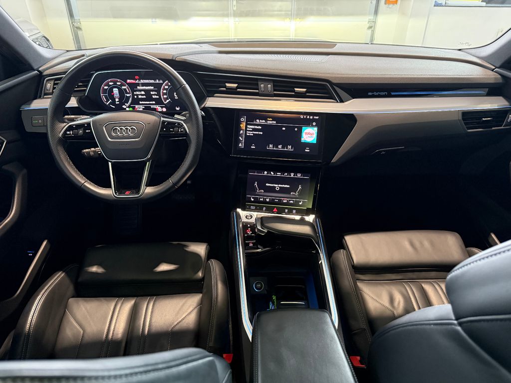 Audi e-tron 2022