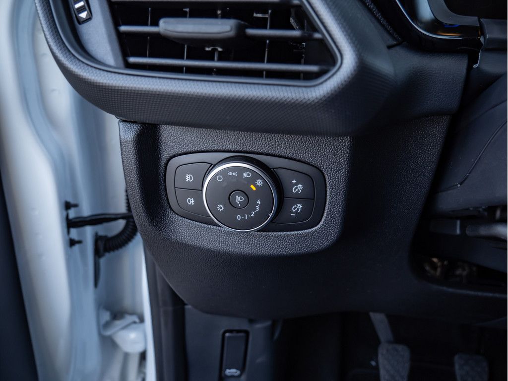 Ford Tourneo Courier 2025