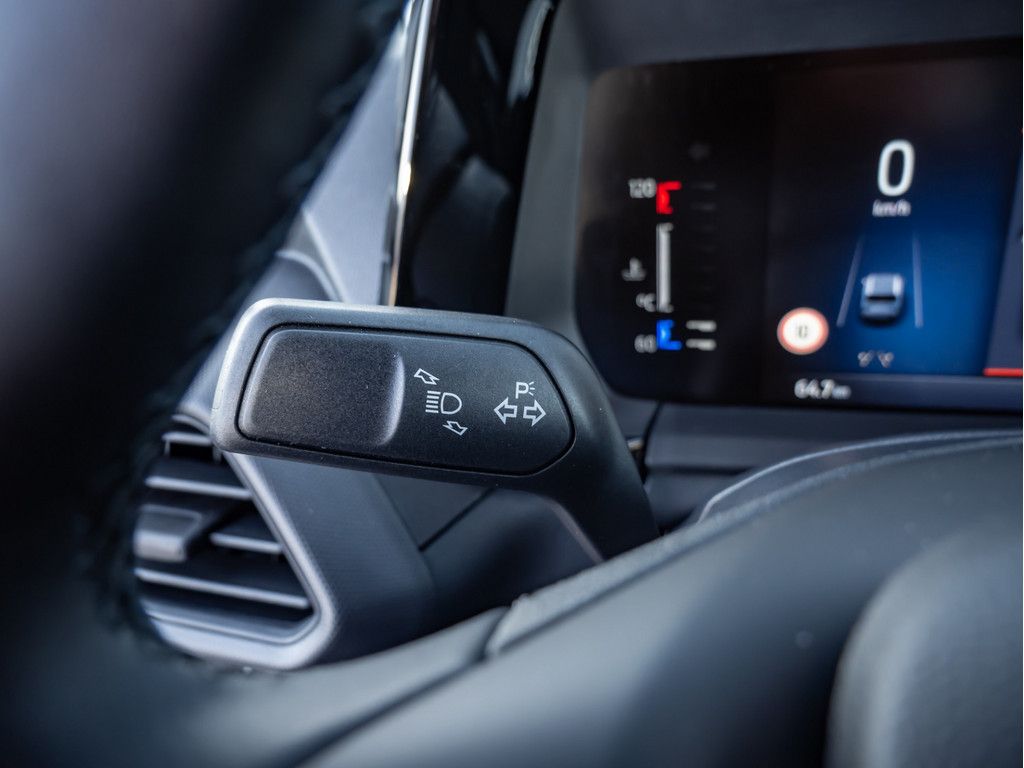 Ford Tourneo Courier 2025