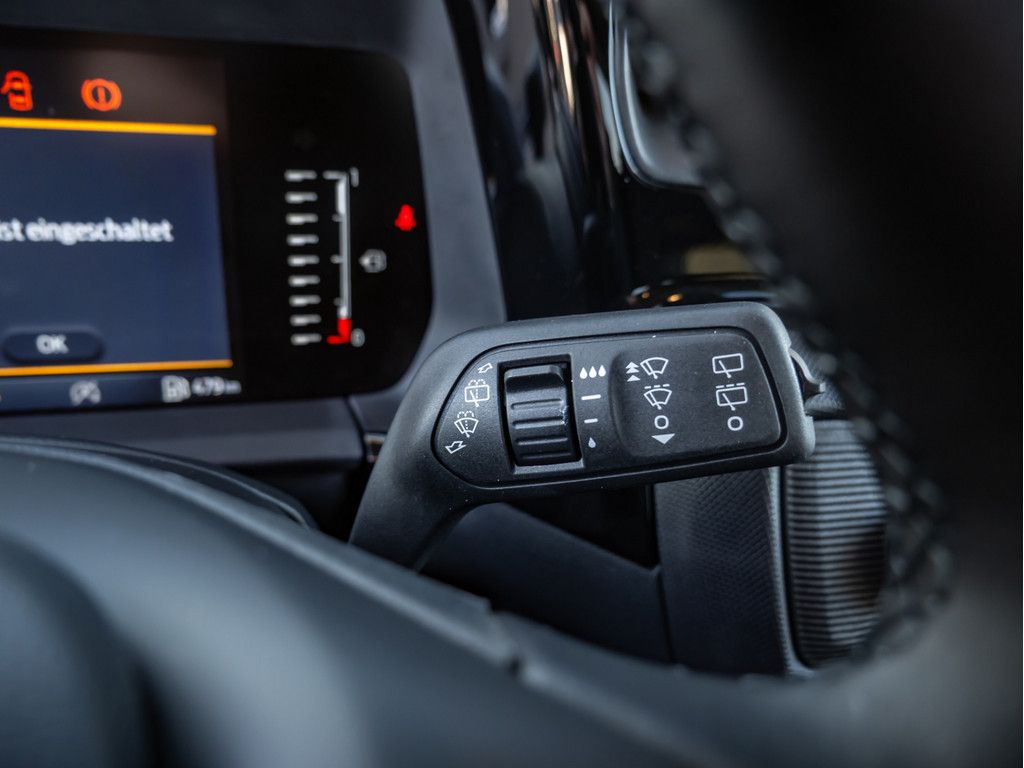 Ford Tourneo Courier 2025