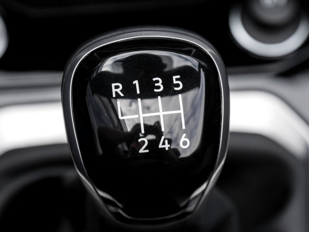 Volkswagen T-Roc 2024