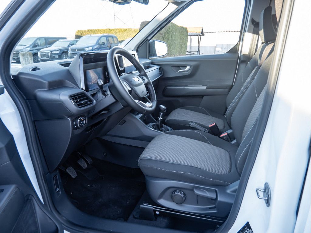 Ford Tourneo Courier 2025