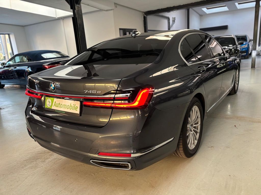 BMW 745 2020