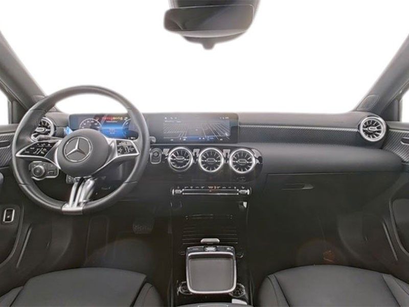 Mercedes-Benz A 250 2024