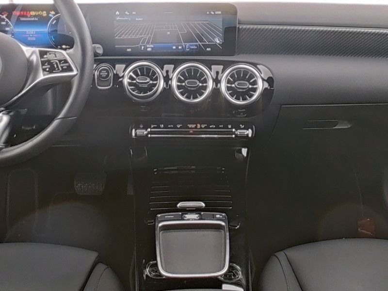 Mercedes-Benz A 250 2024