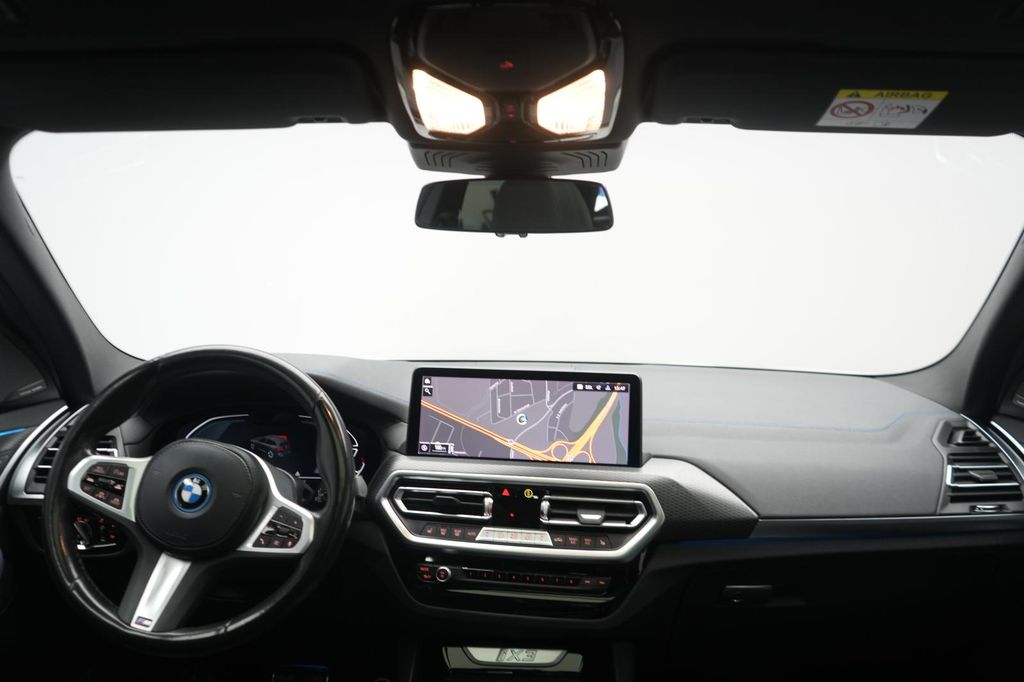 BMW iX3 2023