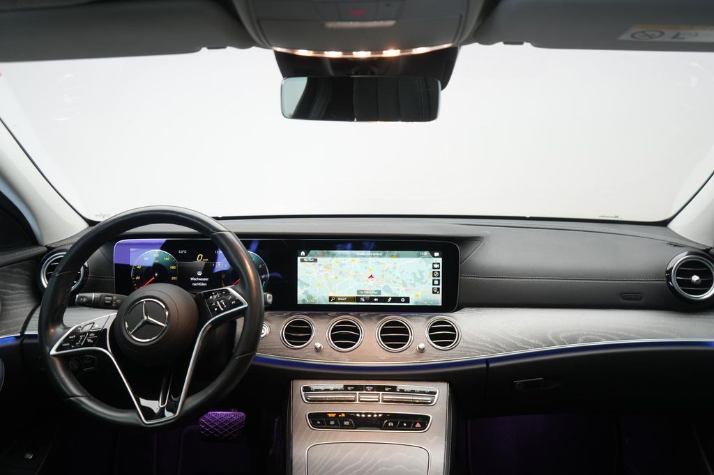 Mercedes-Benz E 300 2021