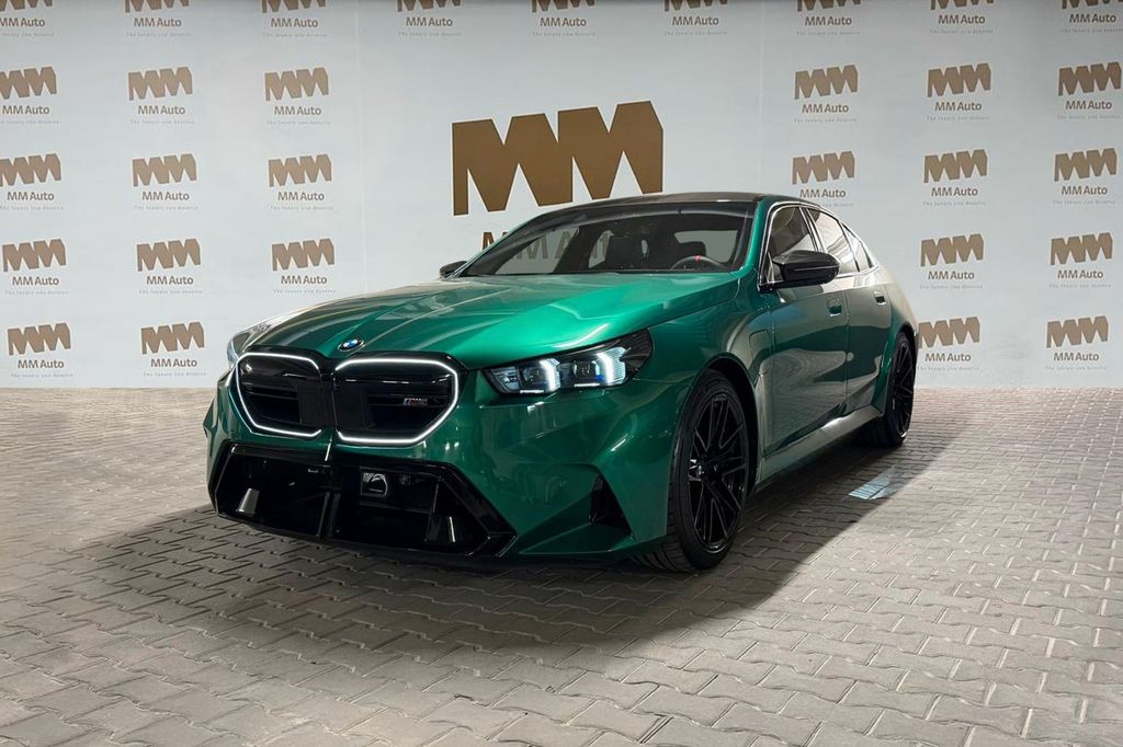 BMW M5 2024