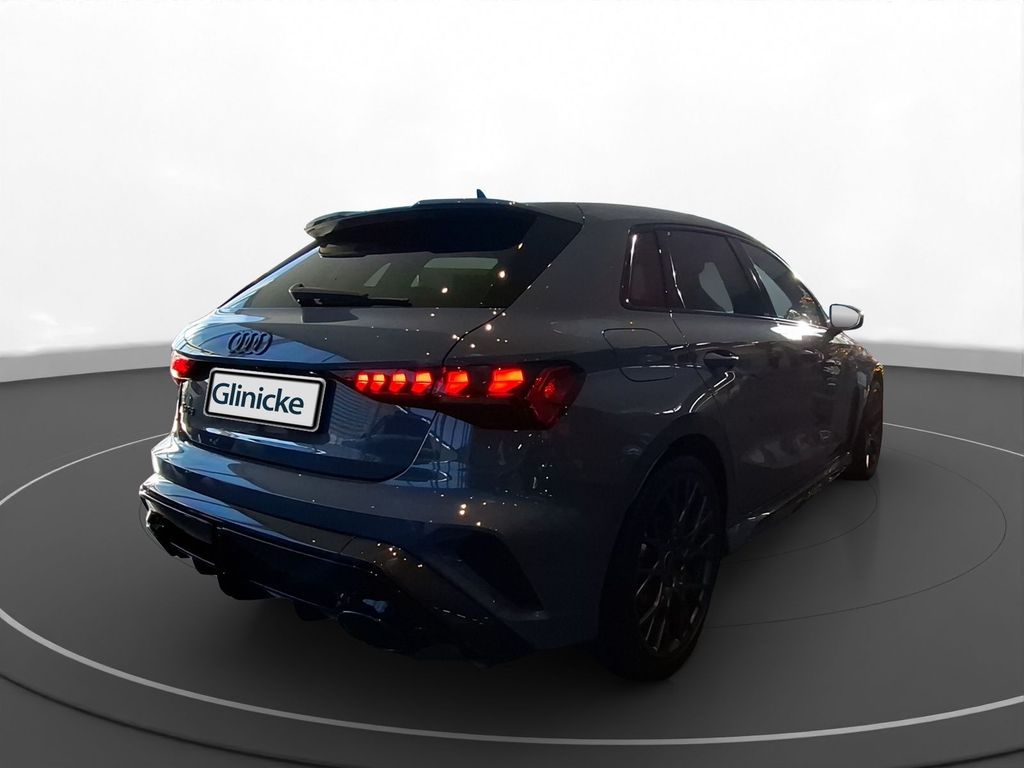 Audi RS3 2025