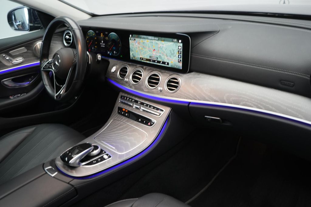 Mercedes-Benz E 300 2021