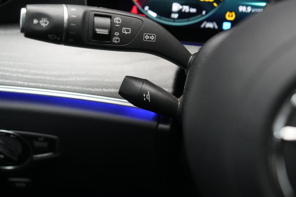 Mercedes-Benz E 300 2021